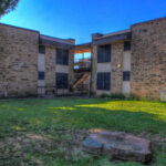 Basswood-Manor-Apartments